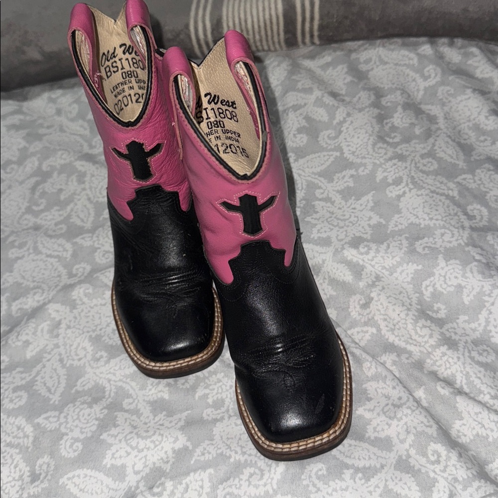 Old west Square toe  boots size 8